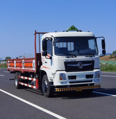 東風牌DFV5183TQPGP6D型氣瓶運輸車